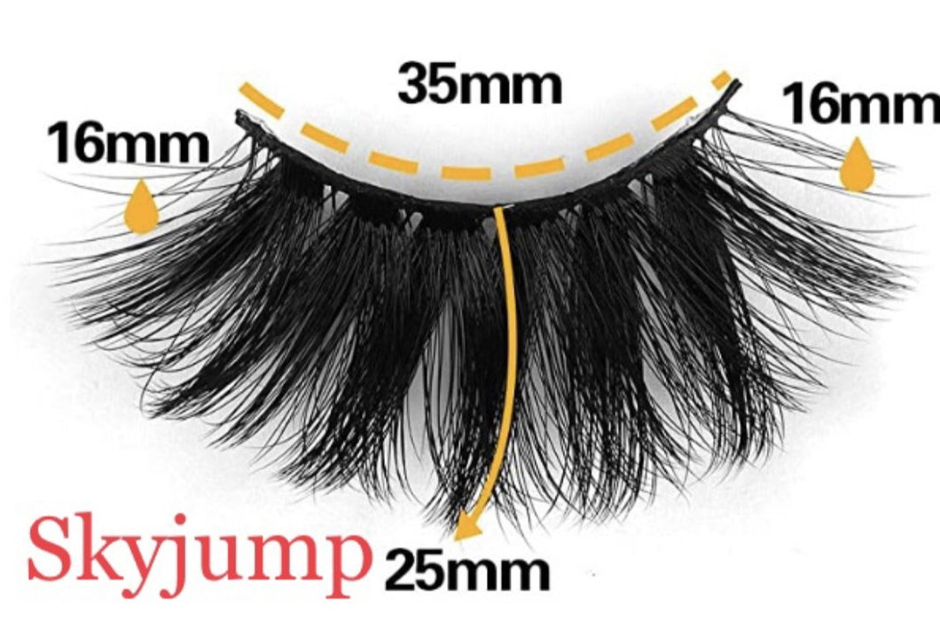 Sky Jump Eyelashes